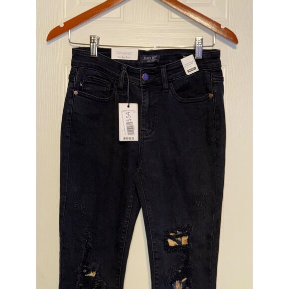 NWT Judy Blue Black Destroyed Leopard Patch Mid-Rise Skinny Jeans (Style: 82168) - Picture 7 of 14